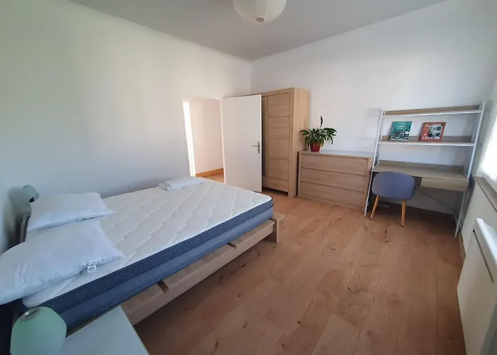 بيت للعطل Ferme De La Felicita Montbarla