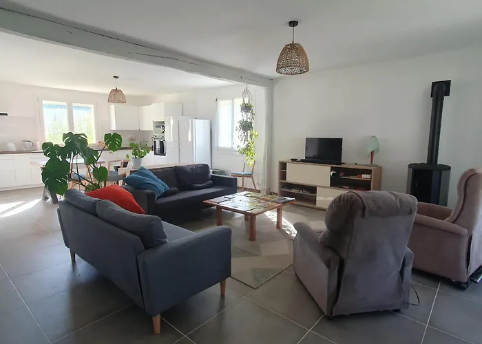 بيت للعطل Ferme De La Felicita Montbarla